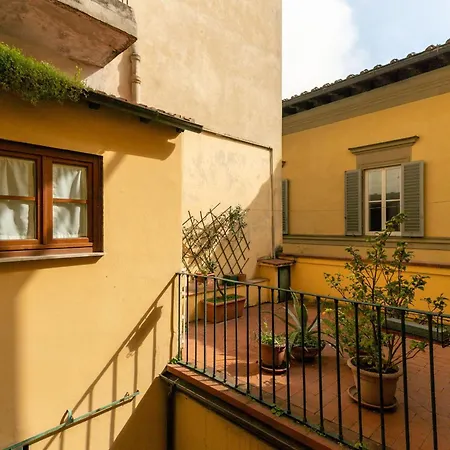 Appartement Santa Croce Dante's View With Terrace By Halldis *